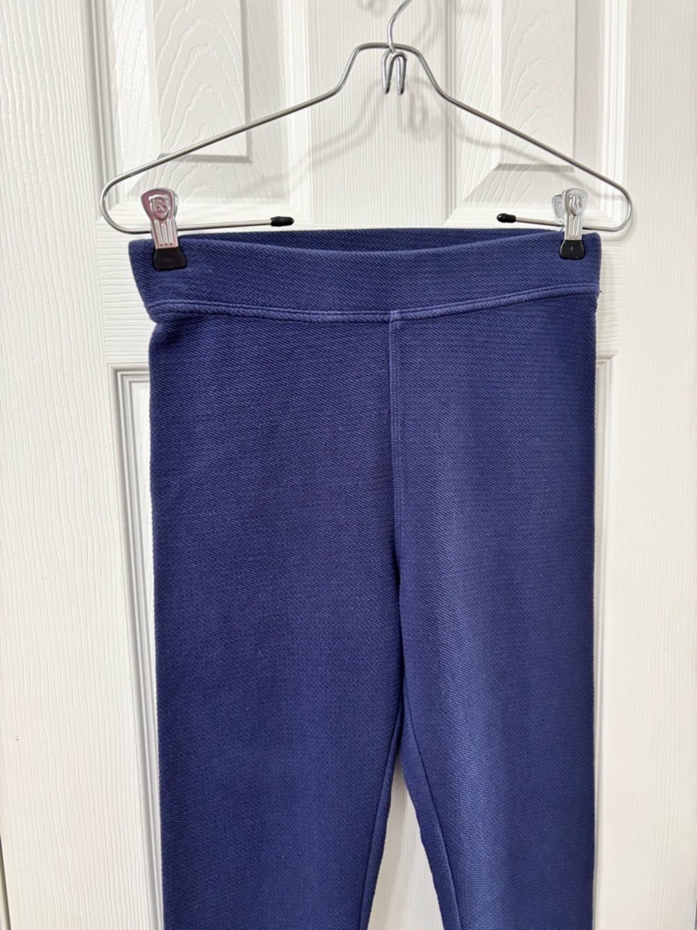 American Eagle Offline by Aerie Navy Textured High Rise Flare Leggings Size M - Picture 3 of 8